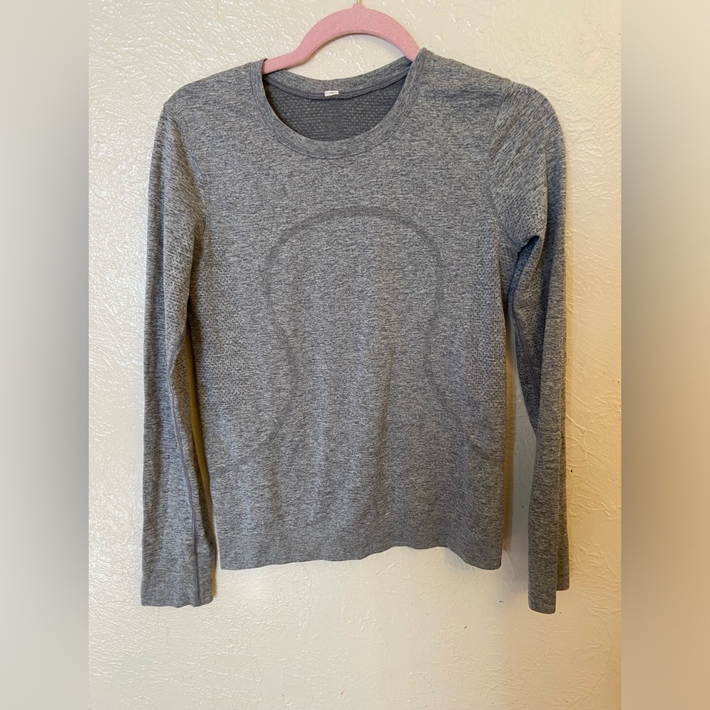 Lululemon swifty long sleeve - Picture 3 of 6